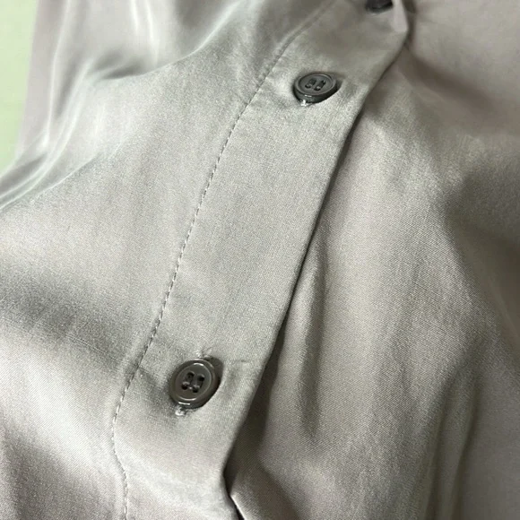 341 - Zara NWOT Lavender Long Sleeve Button Down Size XL - Picture 4 of 8